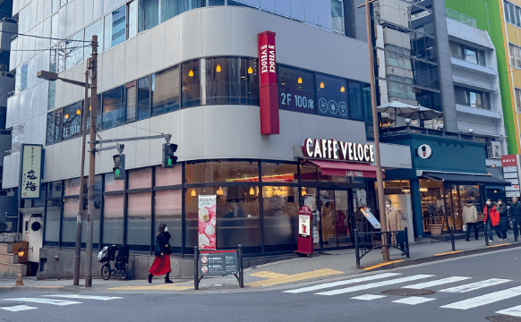 カフェ・ベローチェ 麹町店徒歩3分/約180m